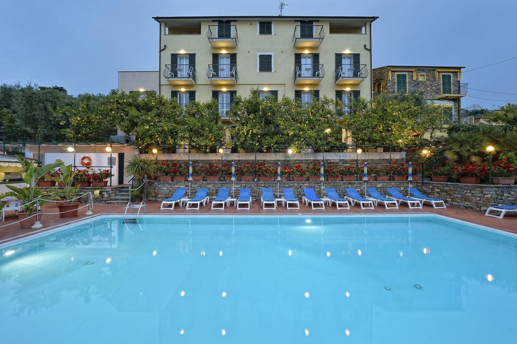 Residence Elvira Diano Marina Exterior foto